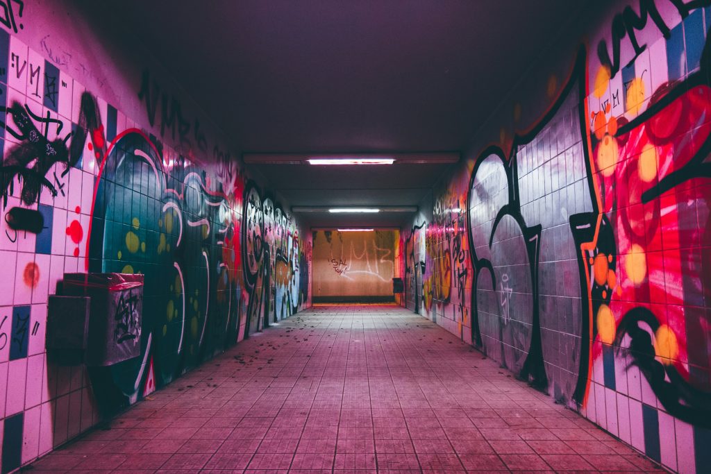 This vibrant urban tunnel showcases the importance of **preserving street art**. Capturing the essence of urban creativity, these graffiti-covered walls demonstrate how street art can transform public spaces into cultural landmarks.